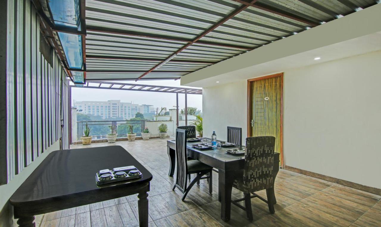 Itsy Hotels Nyra Gurgaon Exterior foto